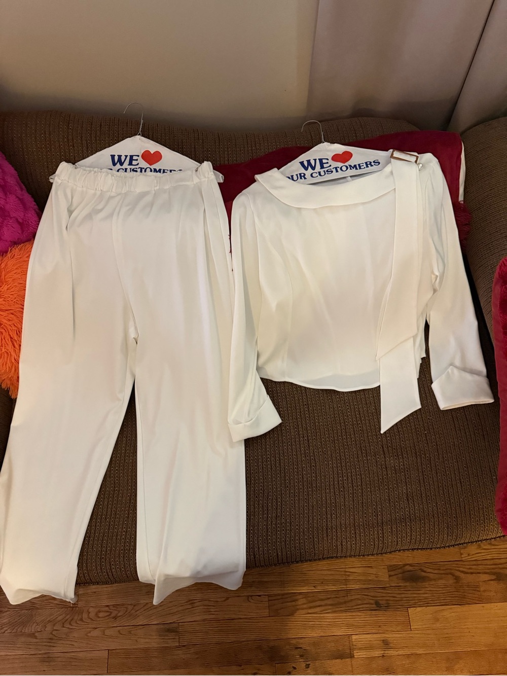NWOT 🔥Crisp White MID Sleeve Top -PANTS SET- XL